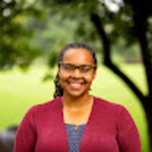 Meet your Posher, Dana